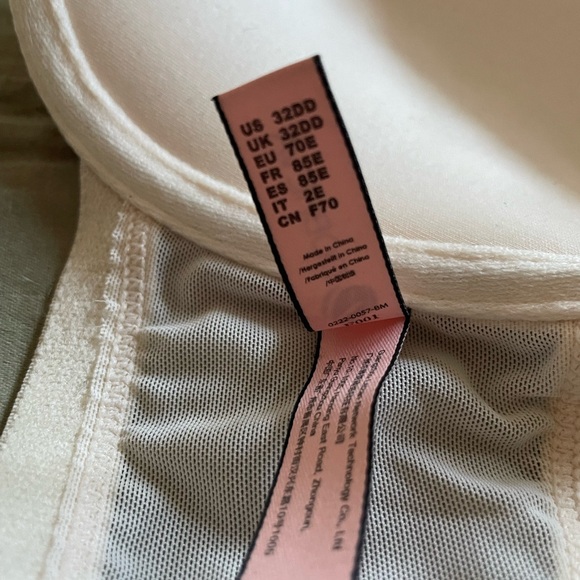 Dobreva front clasp white lace push up bra - Picture 11 of 11